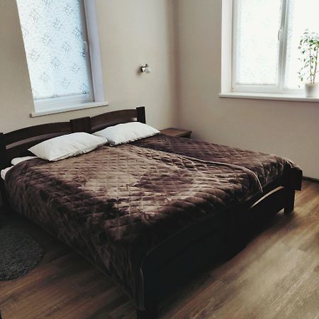 Апартаменти Біля Термального Басейну Berehove  Extérieur photo